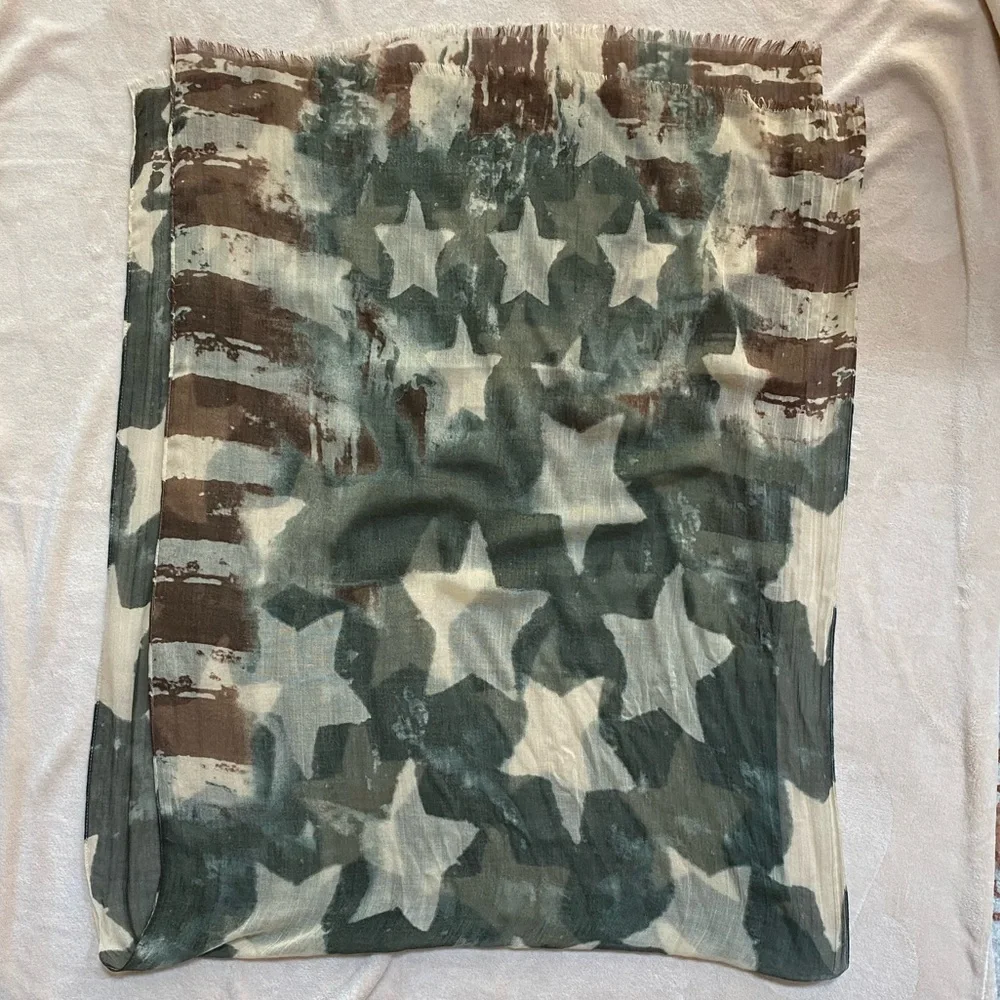 Collection XIIX Free Spirit American Flag Wool Blend Lightweight Scarf Ladies OS